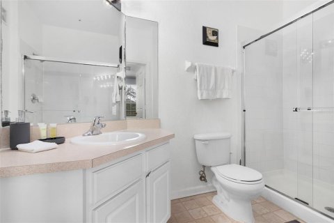 Condo in Kissimmee, Florida, 2 bedrooms  № 1658624 - photo 8