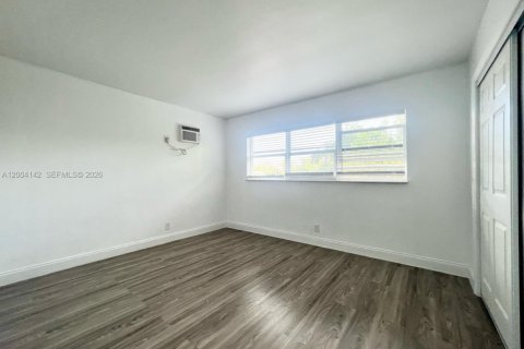 Apartment in Fort Lauderdale, Florida 2 bedrooms, 70.98 sq.m. № 2068304 - photo 7