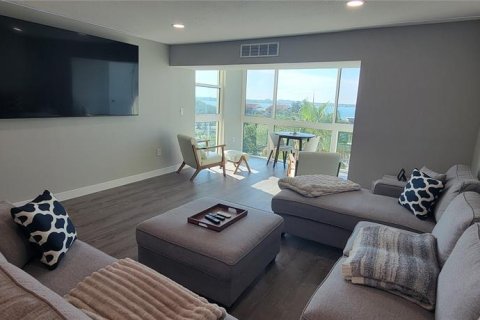 Condo in Clearwater, Florida, 2 bedrooms № 2395855 - photo 27