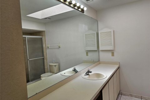 House in Kissimmee, Florida 4 bedrooms, 148.46 sq.m. № 1869782 - photo 18