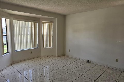 House in Kissimmee, Florida 4 bedrooms, 148.46 sq.m. № 1869782 - photo 7