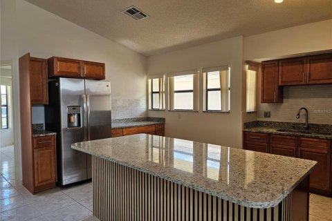 House in Kissimmee, Florida 4 bedrooms, 148.46 sq.m. № 1869782 - photo 10