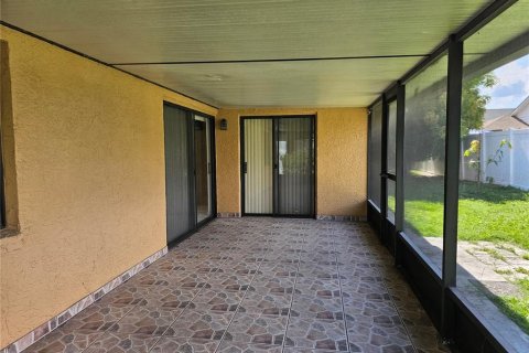 House in Kissimmee, Florida 4 bedrooms, 148.46 sq.m. № 1869782 - photo 25