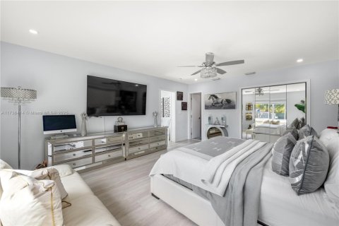 House in Hollywood, Florida 3 bedrooms, 157.93 sq.m. № 1492284 - photo 27