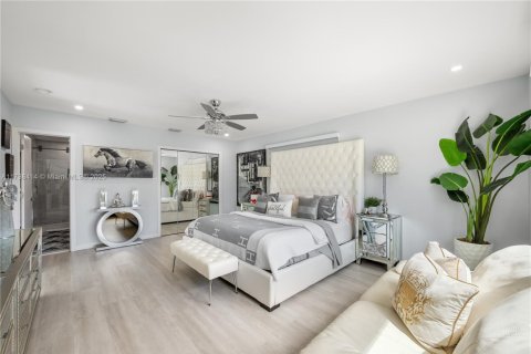 House in Hollywood, Florida 3 bedrooms, 157.93 sq.m. № 1492284 - photo 28