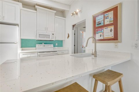 Apartamento en alquiler en Sarasota, Florida, 2 dormitorios, 113.71 m2 № 1745305 - foto 12