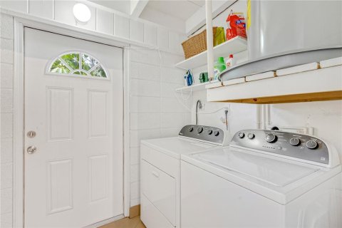 Apartamento en alquiler en Sarasota, Florida, 2 dormitorios, 113.71 m2 № 1745305 - foto 19