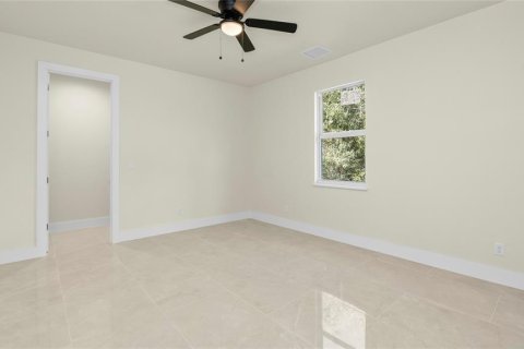 House in Punta Gorda, Florida 3 bedrooms, 146.88 sq.m. № 2113367 - photo 12