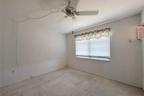 Condo in Bradenton, Florida, 1 bedroom № 2212726 - photo 13