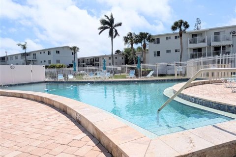 Condo in Bradenton, Florida, 1 bedroom № 2212726 - photo 21