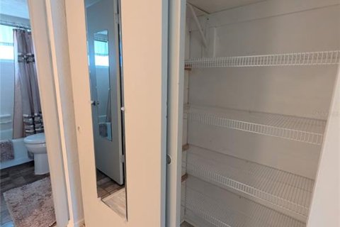 Condo in Bradenton, Florida, 1 bedroom № 2212726 - photo 14