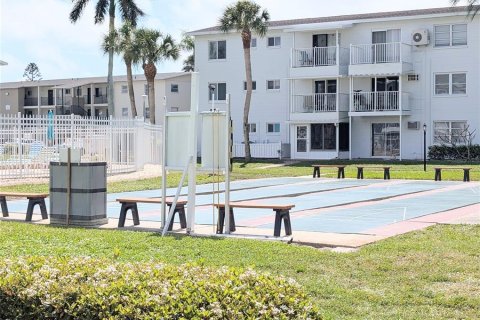 Condo in Bradenton, Florida, 1 bedroom № 2212726 - photo 20