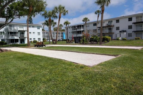 Condo in Bradenton, Florida, 1 bedroom № 2212726 - photo 26