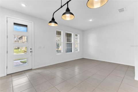 Touwnhouse à vendre à Kissimmee, Floride: 3 chambres, 148.83 m2 № 2124745 - photo 4