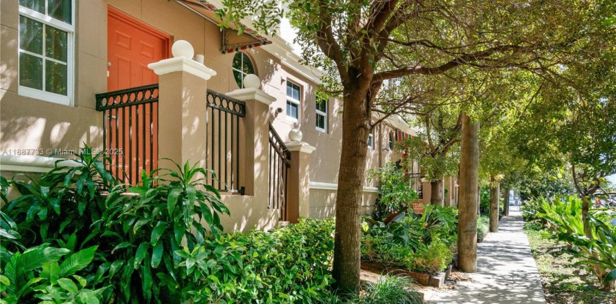 Touwnhouse à Miami, Floride 2 chambres, 148.18 m2 № 1941902
