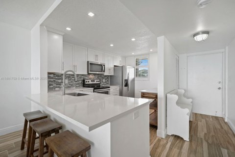 Copropriété à vendre à Jensen Beach, Floride: 2 chambres, 95.04 m2 № 1979684 - photo 11