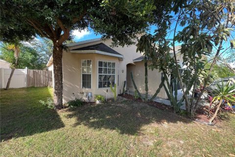 Villa ou maison à vendre à Orlando, Floride: 3 chambres, 124.4 m2 № 2205951 - photo 2