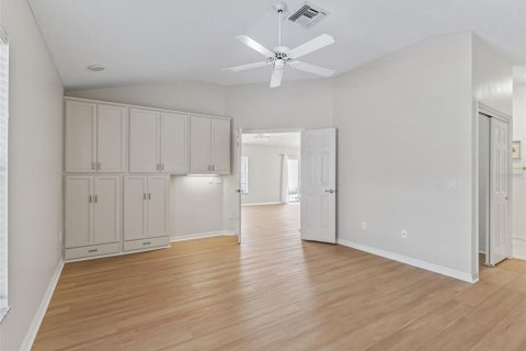 Casa en venta en The Villages, Florida, 2 dormitorios, 156.63 m2 № 1852762 - foto 15