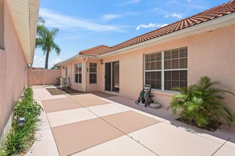 Casa en venta en The Villages, Florida, 2 dormitorios, 156.63 m2 № 1852762 - foto 22