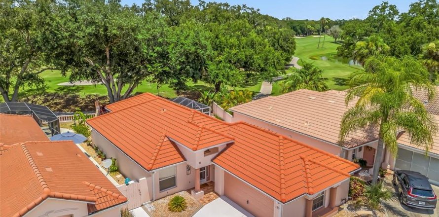 Casa en The Villages, Florida 2 dormitorios, 156.63 m2 № 1852762