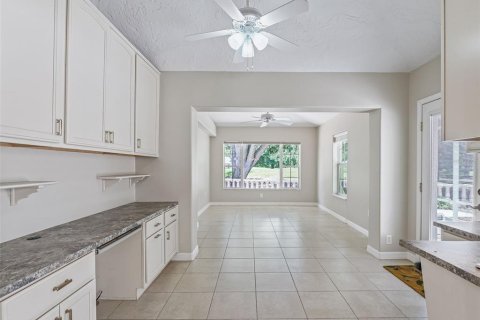Casa en venta en The Villages, Florida, 2 dormitorios, 156.63 m2 № 1852762 - foto 16
