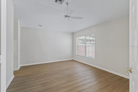 Casa en venta en The Villages, Florida, 2 dormitorios, 156.63 m2 № 1852762 - foto 12