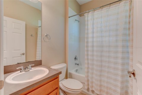 Casa en venta en Mount Dora, Florida, 3 dormitorios, 187.11 m2 № 1846981 - foto 16