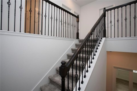 House in Riverview, Florida 5 bedrooms, 336.03 sq.m. № 1522418 - photo 6