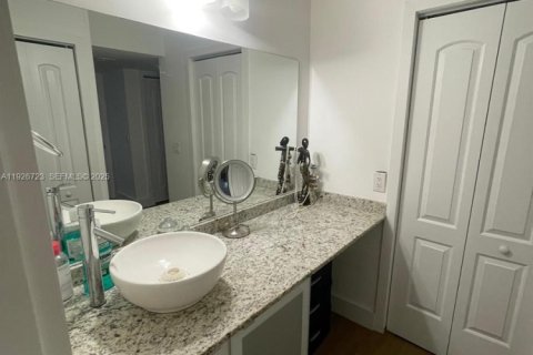 Copropriété à vendre à Weston, Floride: 2 chambres, 114.36 m2 № 1990265 - photo 17