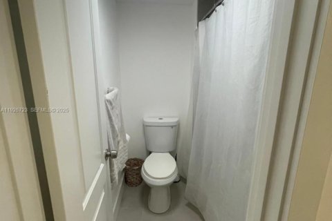 Copropriété à vendre à Weston, Floride: 2 chambres, 114.36 m2 № 1990265 - photo 18