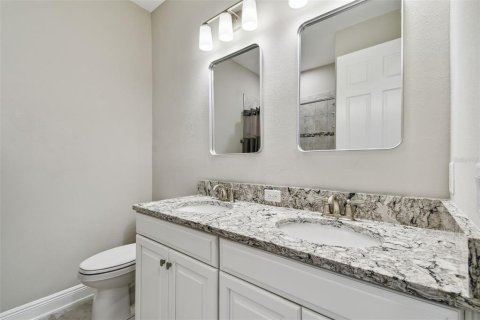 House in Wesley Chapel, Florida 4 bedrooms, 205.13 sq.m. № 1805190 - photo 30