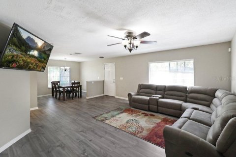 Touwnhouse à louer à Tampa, Floride: 3 chambres, 126.72 m2 № 2156438 - photo 11