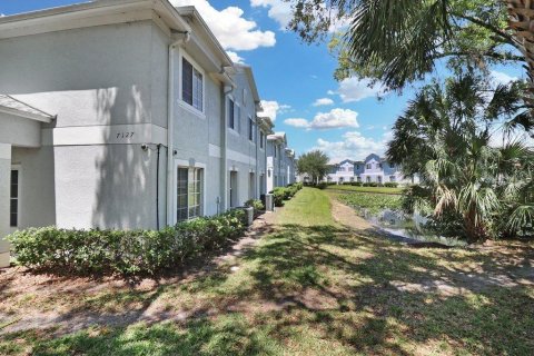 Touwnhouse à louer à Tampa, Floride: 3 chambres, 126.72 m2 № 2156438 - photo 7