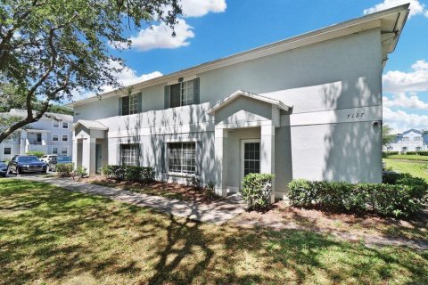 Touwnhouse à louer à Tampa, Floride: 3 chambres, 126.72 m2 № 2156438 - photo 2