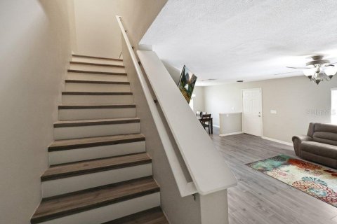 Touwnhouse à louer à Tampa, Floride: 3 chambres, 126.72 m2 № 2156438 - photo 25