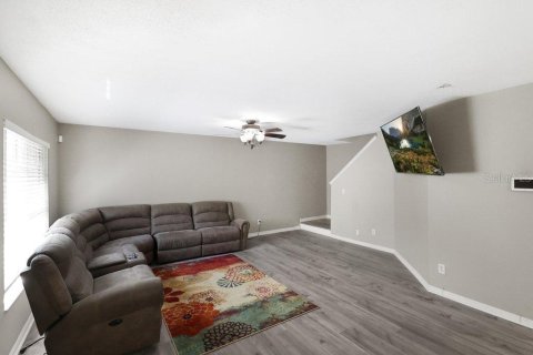 Touwnhouse à louer à Tampa, Floride: 3 chambres, 126.72 m2 № 2156438 - photo 9