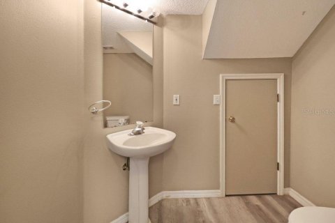 Touwnhouse à louer à Tampa, Floride: 3 chambres, 126.72 m2 № 2156438 - photo 22
