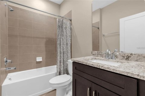 House in Kissimmee, Florida 3 bedrooms, 166.2 sq.m. № 1550091 - photo 13