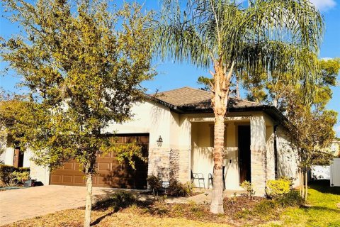 House in Kissimmee, Florida 3 bedrooms, 166.2 sq.m. № 1550091 - photo 2