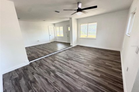 Casa en venta en Lakeland, Florida, 3 dormitorios, 115.94 m2 № 1918309 - foto 14