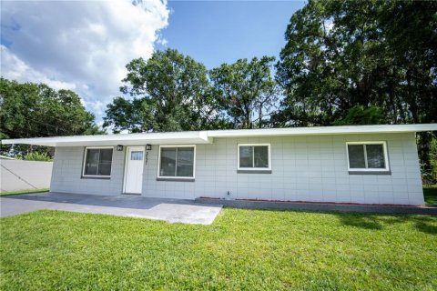 Casa en venta en Lakeland, Florida, 3 dormitorios, 115.94 m2 № 1918309 - foto 2