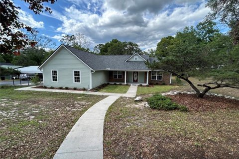 House in High Springs, Florida 3 bedrooms, 180.79 sq.m. № 2107078