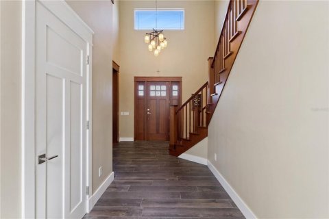 House in Tavares, Florida 4 bedrooms, 410.63 sq.m. № 2223553 - photo 4