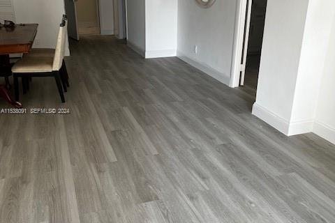 Copropriété à vendre à Hallandale Beach, Floride: 1 chambre, 89.19 m2 № 2244191 - photo 8