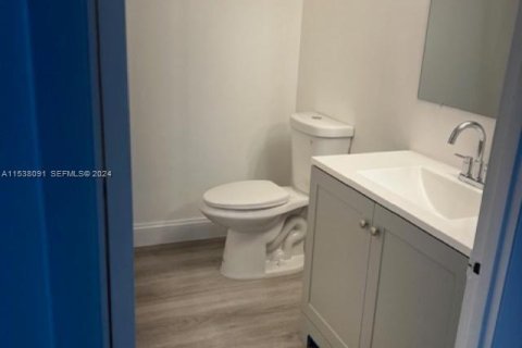 Copropriété à vendre à Hallandale Beach, Floride: 1 chambre, 89.19 m2 № 2244191 - photo 21