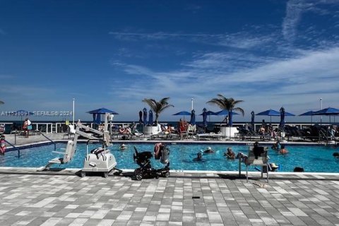 Copropriété à vendre à Hallandale Beach, Floride: 1 chambre, 89.19 m2 № 2244191 - photo 3