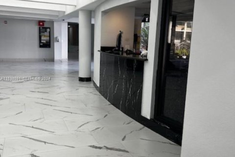 Copropriété à vendre à Hallandale Beach, Floride: 1 chambre, 89.19 m2 № 2244191 - photo 7