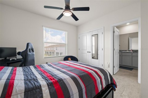 Townhouse in Wesley Chapel, Florida 3 bedrooms, 163.32 sq.m. № 2156357 - photo 21