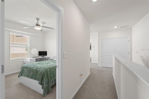 Townhouse in Wesley Chapel, Florida 3 bedrooms, 163.32 sq.m. № 2156357 - photo 23