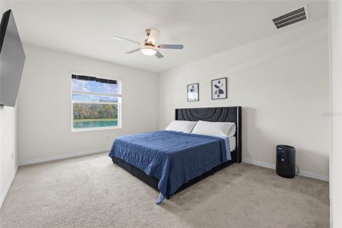 Townhouse in Wesley Chapel, Florida 3 bedrooms, 163.32 sq.m. № 2156357 - photo 18